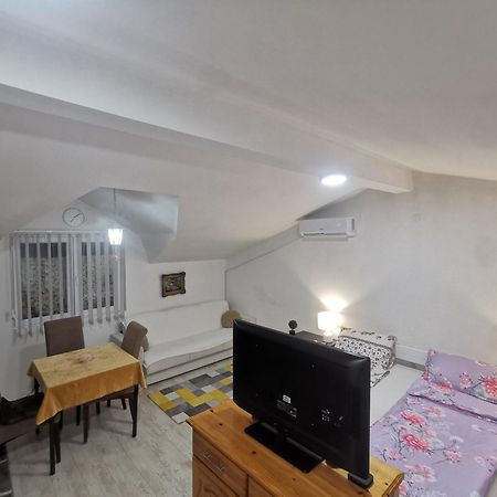 White Apartment Sarajevo - Free Parking Esterno foto